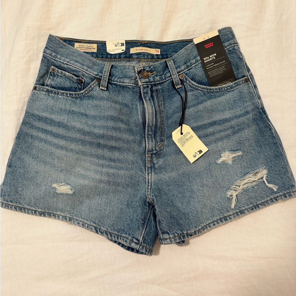 Levi’s - 80’s Mom Short - NEVER WORN
